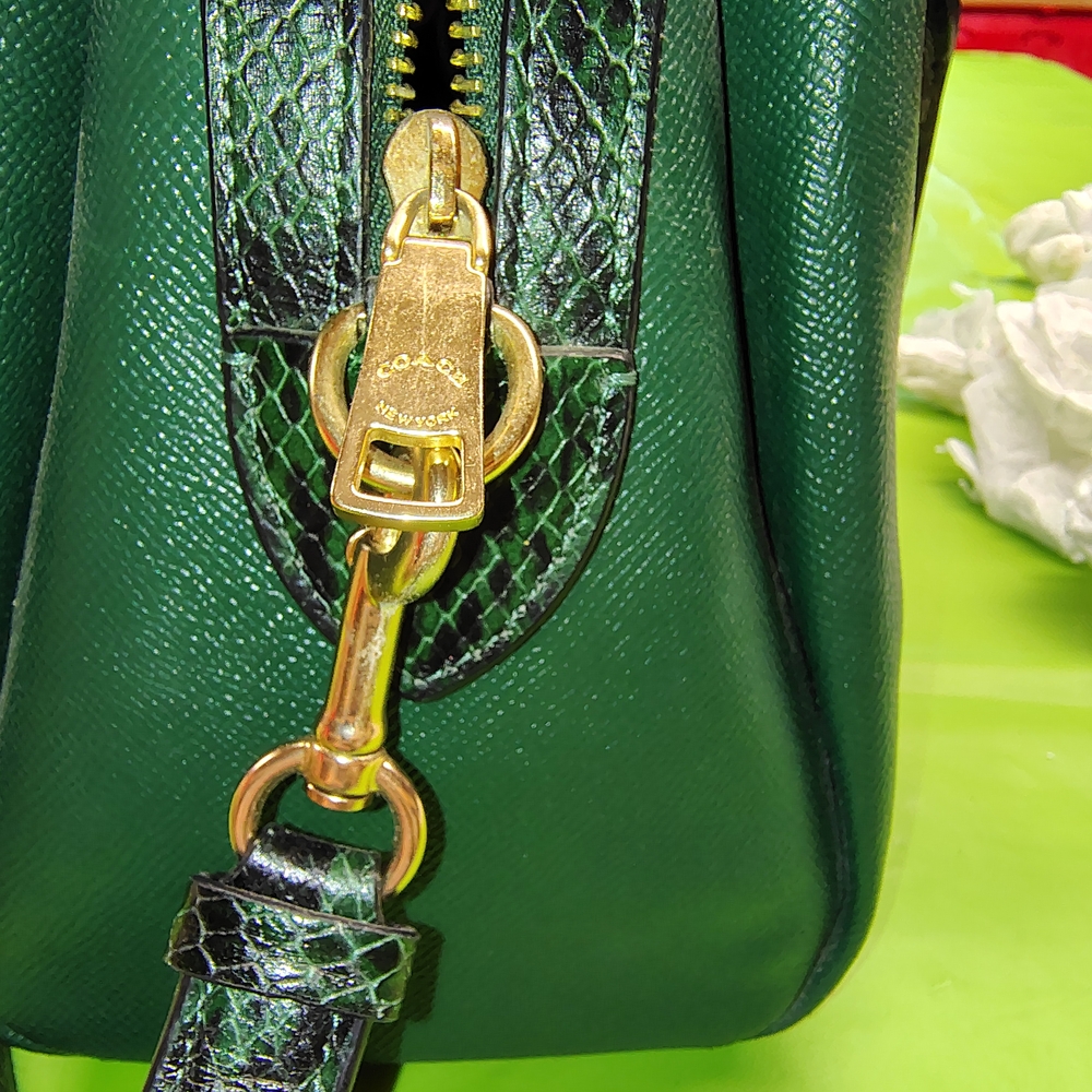 Coach Green Leather Handbag - Picture 11 of 15